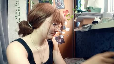 Phoebe online show from March 5, 2026, 11:28 am