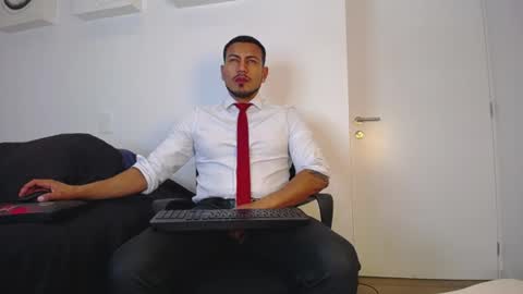 Snapshot of willsandler1 chatting on July 13, 2026, 7:38 pm Will Sandler online show from July 13, 2026, 7:38 pm