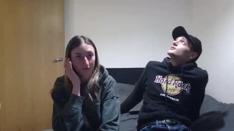 willy_est_95 online show from May 10, 2026, 10:04 pm