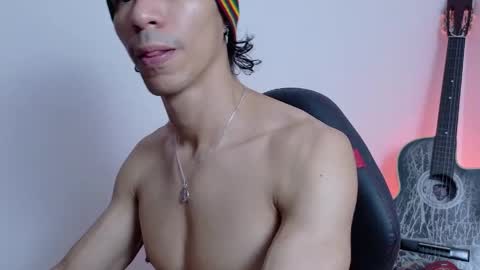 Snapshot of willy_veins chatting on May 5, 2026, 9:50 am willy_veins online show from May 5, 2026, 9:50 am