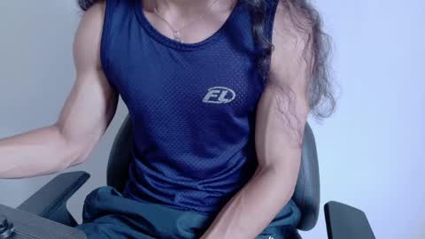 Snapshot of willy_veins chatting on May 21, 2026, 1:18 pm willy_veins online show from May 21, 2026, 1:18 pm
