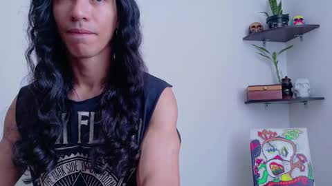 Snapshot of willy_veins chatting on June 8, 2026, 7:47 pm willy_veins online show from June 8, 2026, 7:47 pm