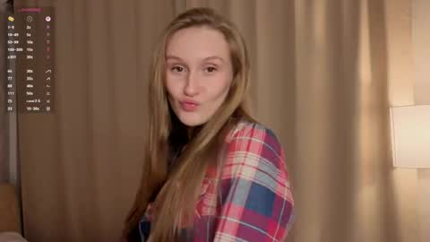 Snapshot of windylesiak chatting on April 7, 2026, 3:56 pm Sofia online show from April 7, 2026, 3:56 pm