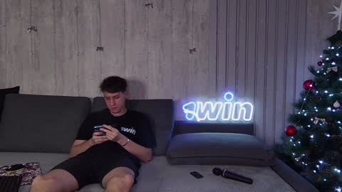 Snapshot of wineandboobs chatting on December 25, 2024, 3:17 pm wineandboobs online show from December 25, 2024, 3:17 pm