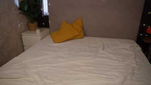 wineandboobs online show from March 10, 2026, 11:15 am