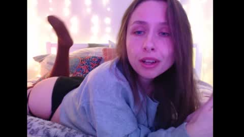 Snapshot of wingardiumleveveosa chatting on January 13, 2025, 2:39 am Eevie online show from January 13, 2025, 2:39 am