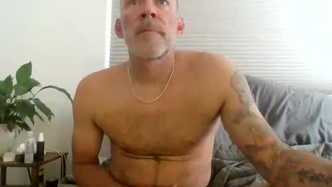 wingnutt765733 online show from March 4, 2025, 11:11 pm