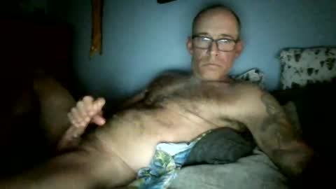 wingnutt765733498294 online show from June 6, 2026, 6:51 am