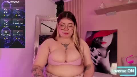 Snapshot of winnie_mya chatting on July 4, 2026, 3:13 am Winnie online show from July 4, 2026, 3:13 am