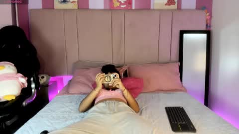  Winnifer Gonzalez  online show from March 6, 2025, 7:25 am