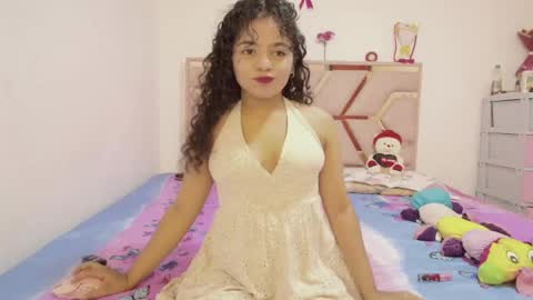  Winnifer Gonzalez  online show from May 26, 2026, 3:46 am