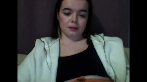 Snapshot of winter__white_rose chatting on January 13, 2025, 2:21 pm Emma online show from January 13, 2025, 2:21 pm