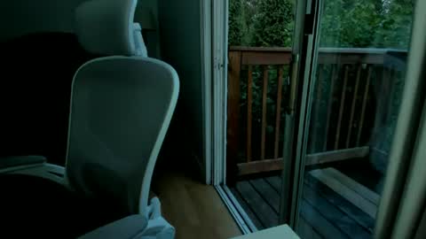 Snapshot of winter_miracle chatting on July 5, 2026, 4:19 am Winter Miracle online show from July 5, 2026, 4:19 am
