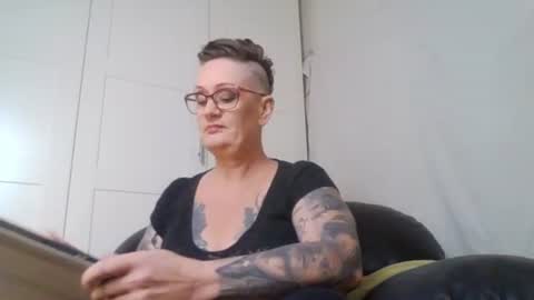 Snapshot of wintergraye chatting on July 14, 2026, 3:22 am Winter Graye online show from July 14, 2026, 3:22 am