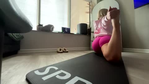 Winter rayne online show from April 2, 2026, 5:54 pm