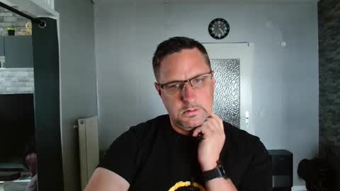 Snapshot of wirzwei8883 chatting on May 3, 2026, 2:23 pm Dirty online show from May 3, 2026, 2:23 pm