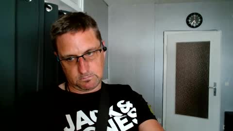 Snapshot of wirzwei8883 chatting on June 1, 2026, 3:36 pm Dirty online show from June 1, 2026, 3:36 pm