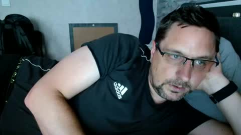 Snapshot of wirzwei8883 chatting on June 21, 2026, 5:59 pm Dirty online show from June 21, 2026, 5:59 pm