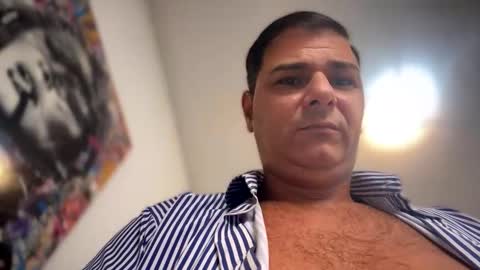 Witebull online show from April 17, 2026, 7:55 am