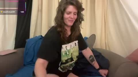 Snapshot of wldntulik2no chatting on July 22, 2026, 4:10 pm Moth online show from July 22, 2026, 4:10 pm