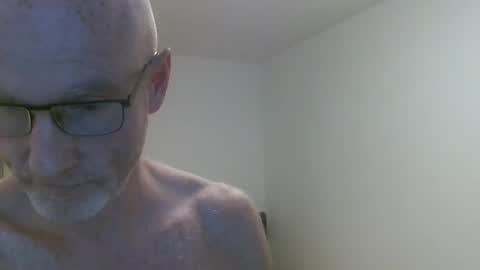 Snapshot of wolfgangamozart chatting on November 25, 2025, 11:16 pm Amadeus Mozart online show from November 25, 2025, 11:16 pm