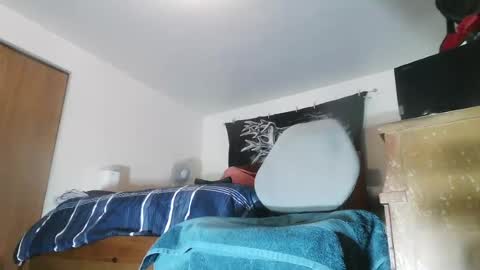 wolfman79 online show from June 25, 2026, 11:04 am