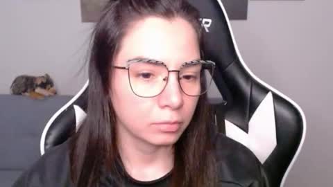 Alex online show from June 11, 2026, 2:22 am