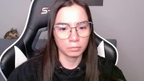 Alex online show from June 24, 2026, 1:26 am