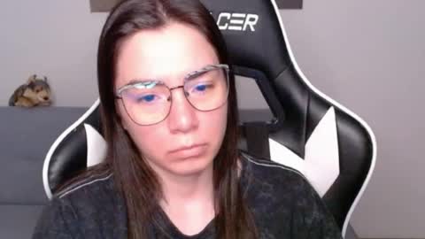 Alex online show from June 26, 2026, 12:48 am