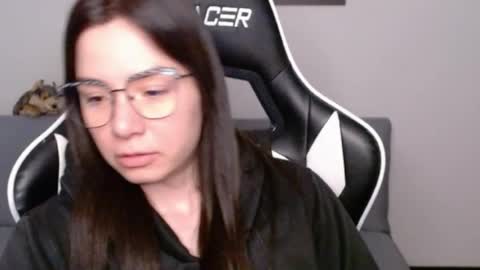 Alex online show from July 2, 2026, 3:23 am