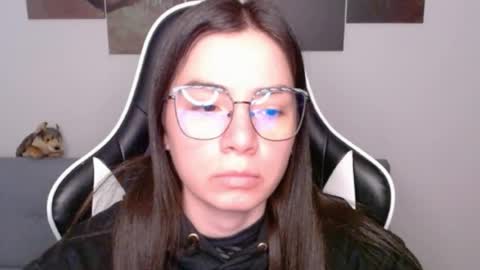 Alex online show from July 9, 2026, 2:04 am