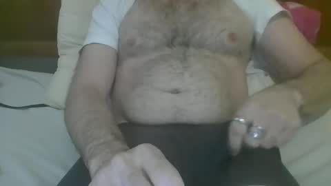 Snapshot of wolverine82c chatting on December 17, 2025, 8:59 pm wolverine82c online show from December 17, 2025, 8:59 pm