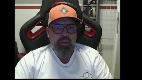 Adam online show from November 3, 2025, 12:02 am