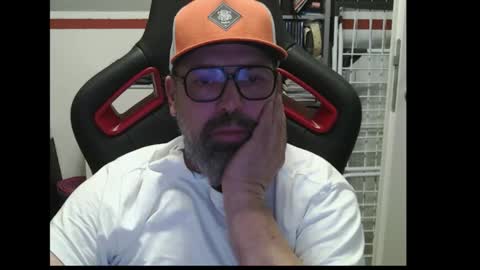 Adam online show from November 6, 2025, 7:09 am