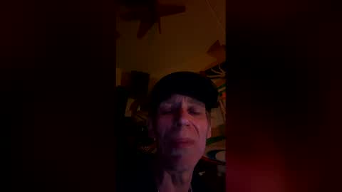 Snapshot of wonderboy3272 chatting on April 7, 2026, 6:41 pm guido online show from April 7, 2026, 6:41 pm