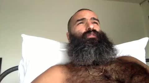 woof_wolf37 online show from October 14, 2025, 3:57 pm