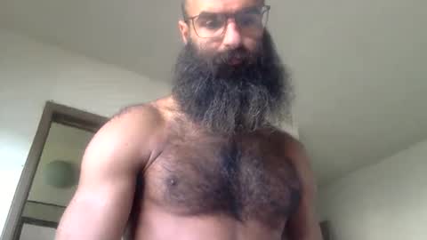 woof_wolf37 online show from April 28, 2026, 3:28 pm