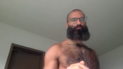 woof_wolf37 online show from May 28, 2026, 4:04 pm