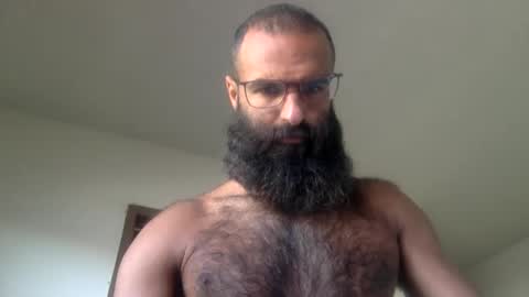 woof_wolf37 online show from May 30, 2026, 3:09 pm