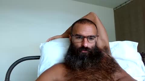 woof_wolf37 online show from June 17, 2026, 3:46 pm