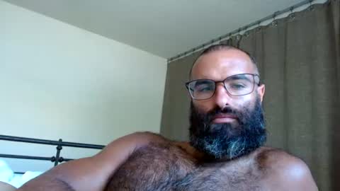 woof_wolf37 online show from July 16, 2026, 4:02 pm