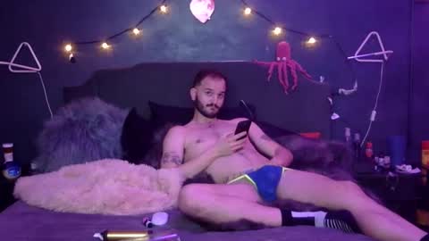 Snapshot of wooferpig chatting on December 20, 2025, 2:40 am wooferpig online show from December 20, 2025, 2:40 am