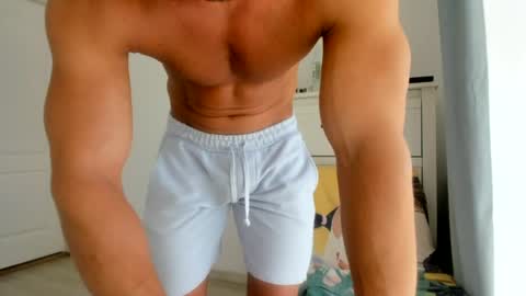 Snapshot of woolfiie chatting on June 29, 2026, 7:58 am Wolfie online show from June 29, 2026, 7:58 am