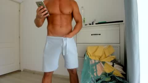 Snapshot of woolfiie chatting on June 29, 2026, 10:37 am Wolfie online show from June 29, 2026, 10:37 am