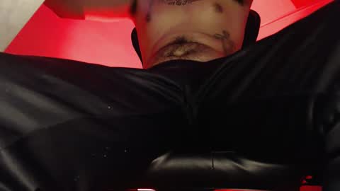 Woondeer online show from October 8, 2025, 5:32 pm