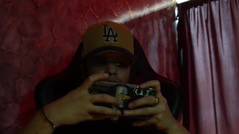 Woondeer online show from February 1, 2026, 6:06 pm