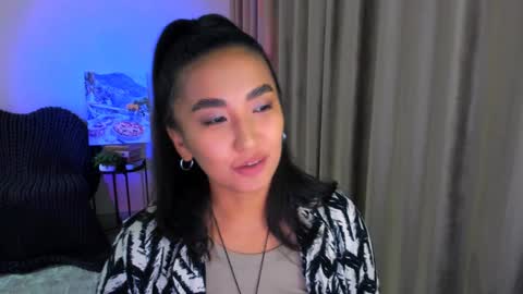 dudetta Kim online show from February 4, 2025, 9:31 pm