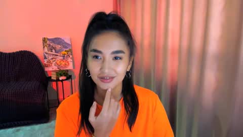 dudetta Kim online show from February 23, 2025, 9:22 am