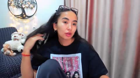 dudetta Kim online show from February 17, 2026, 10:34 am