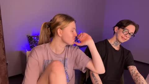 Arnika and Simon online show from January 1, 2025, 5:44 pm